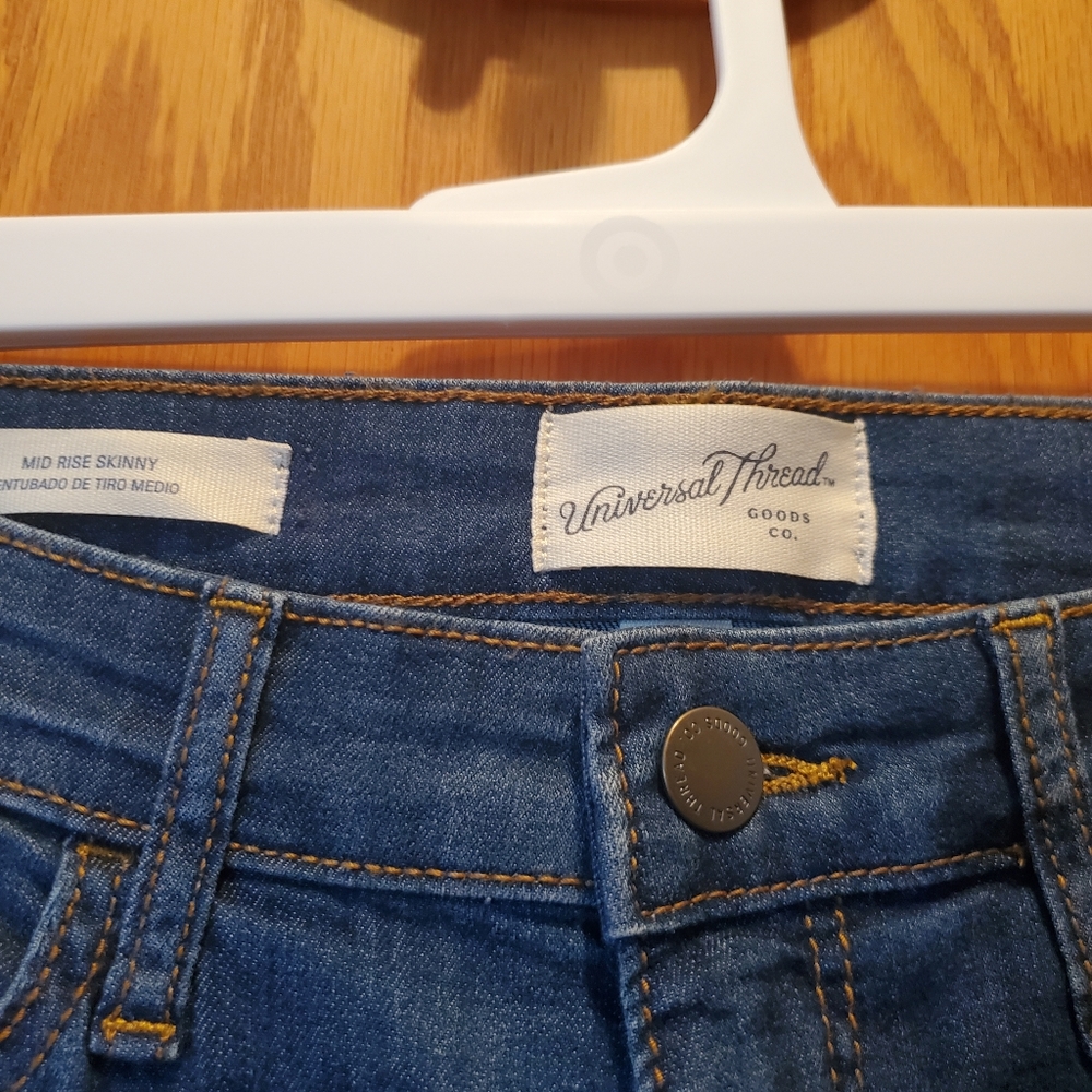 Universal Thread Mid Rise Skinny Jeans Size 2 - Picture 6 of 6